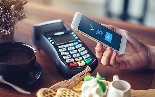 Mobile Payment Smartphone, NFC, Zahlung, Anbieter