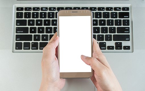WhatsApp auf PC Desktop, Smartphone, Browser, Web