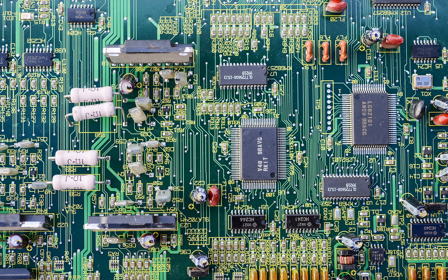 Was Geh rt Zum Mainboard Komponenten Und Funktionen Erkl rt