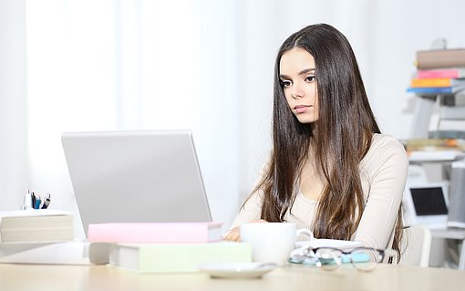 Lange Dokumente navigieren Word, Überblick, Textstelle, Hilfe