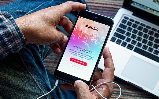 Dienst, Musik, Millionen, Geräte