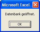 Ein Hinweisfenster zeigt das Öffnen der Access-Datenbank in Excel an
